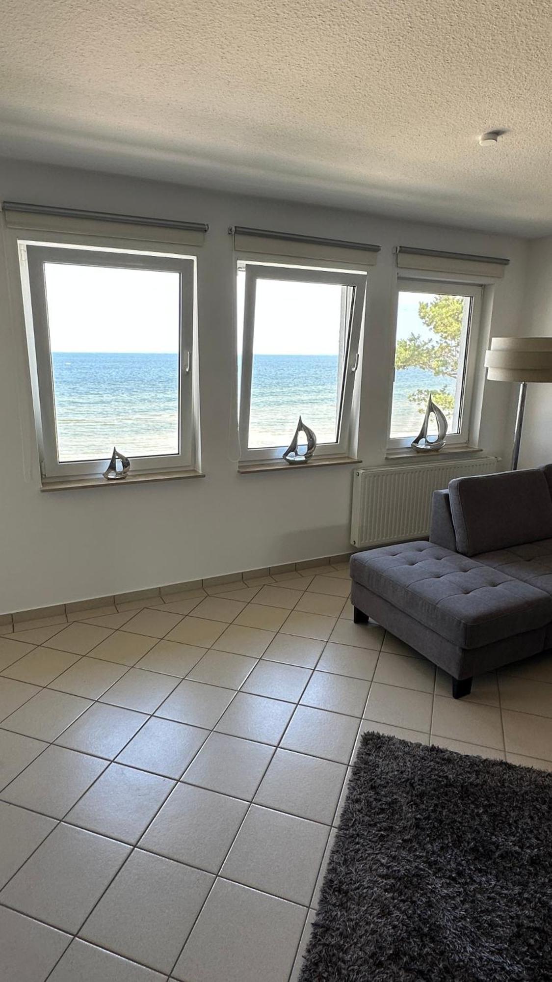 Apartment Oceanview Лубмин Экстерьер фото